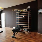 Block & Living Отель