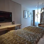 Block & Living 4*