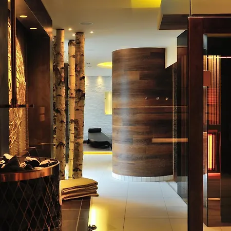 Hotel Block Hotel&living