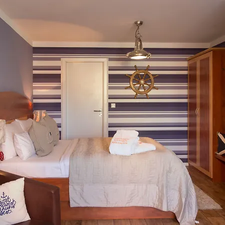 Block & Living Otel 4*