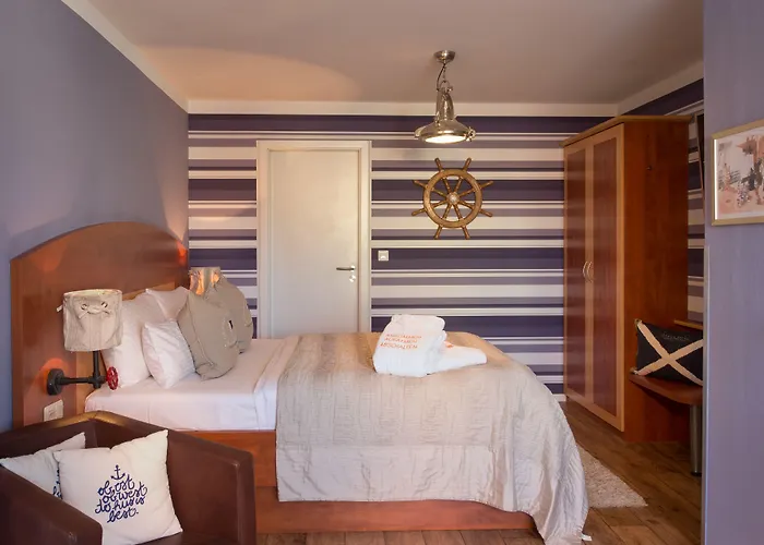 Block & Living Hotel 4*